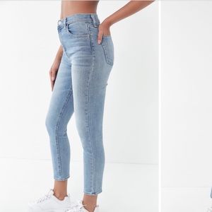 BDG Girlfriend high rise jean